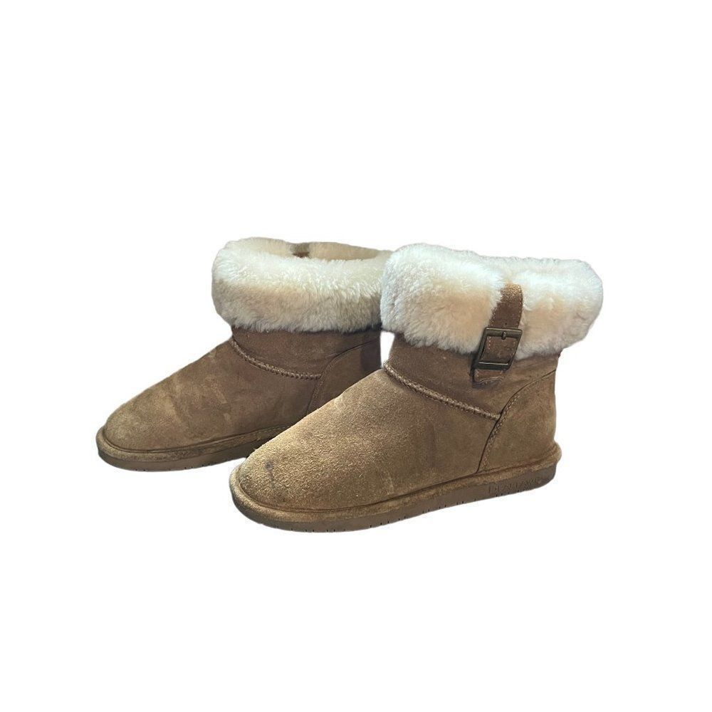 BearPaw Abby SheepSkin boots size 7 EE
